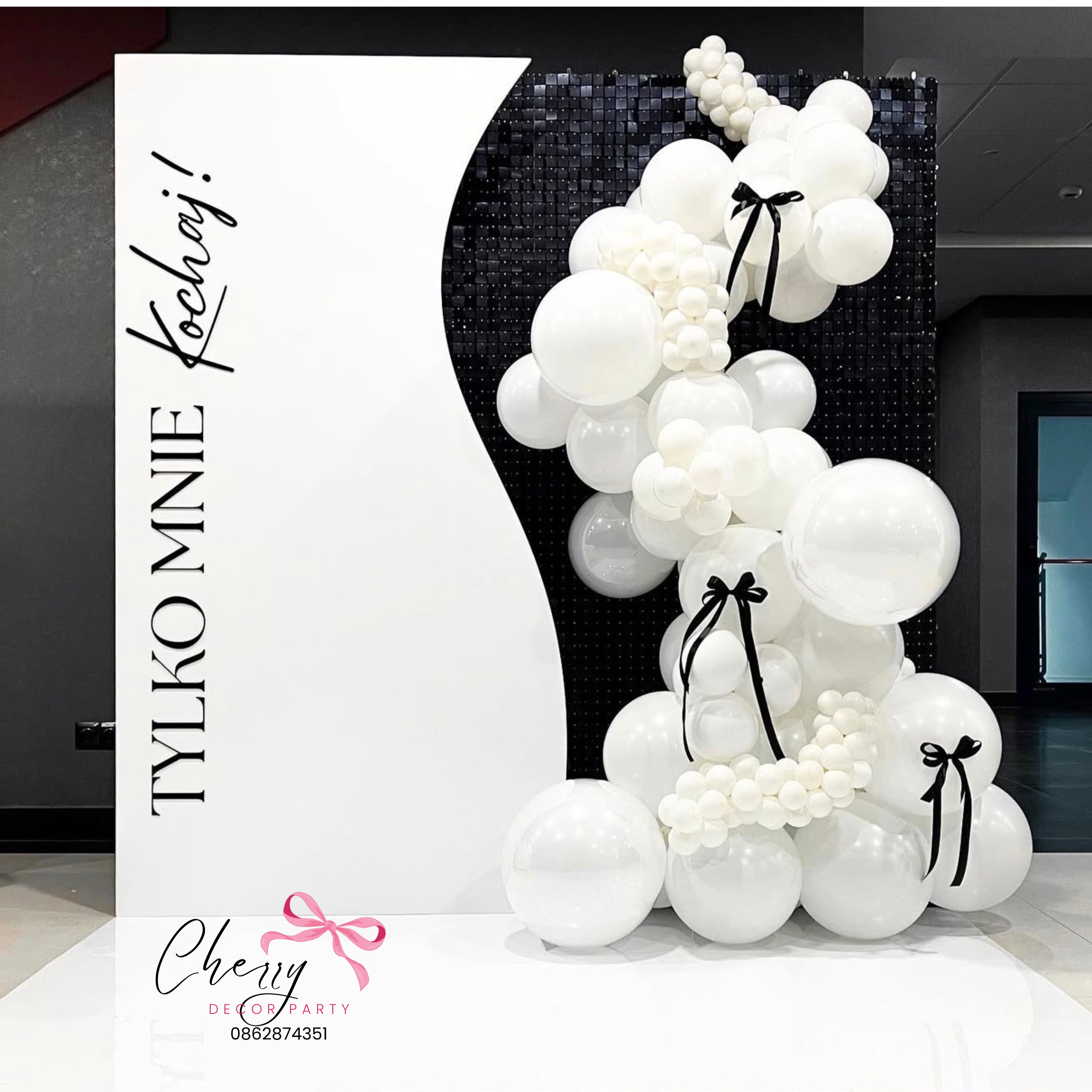 Mẫu trang trí 21 — Cherry Decor Party